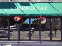 Local Business Emerald Isle in Chicago IL