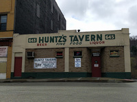 Huntz's Tavern