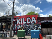 Local Business Iddy Biddy Bar in St Kilda VIC