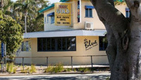 Local Business Blue Pacific Hotel in Middle Park QLD