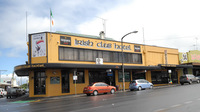 Irish Club Hotel
