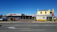 Local Business Western Hotel in Port Augusta SA