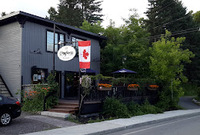 Local Business Bar Comforts in Morin-Heights QC