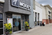 Moxies Barrie Restaurant