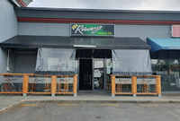 Roweyz Karaoke Bar